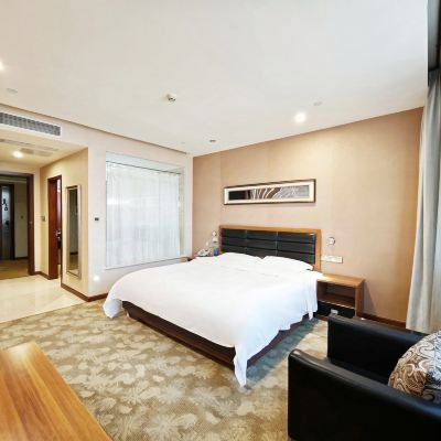 行政大床房-明窗 大億頤豪飯店（廈門高崎機場萬達鷺港店）優惠