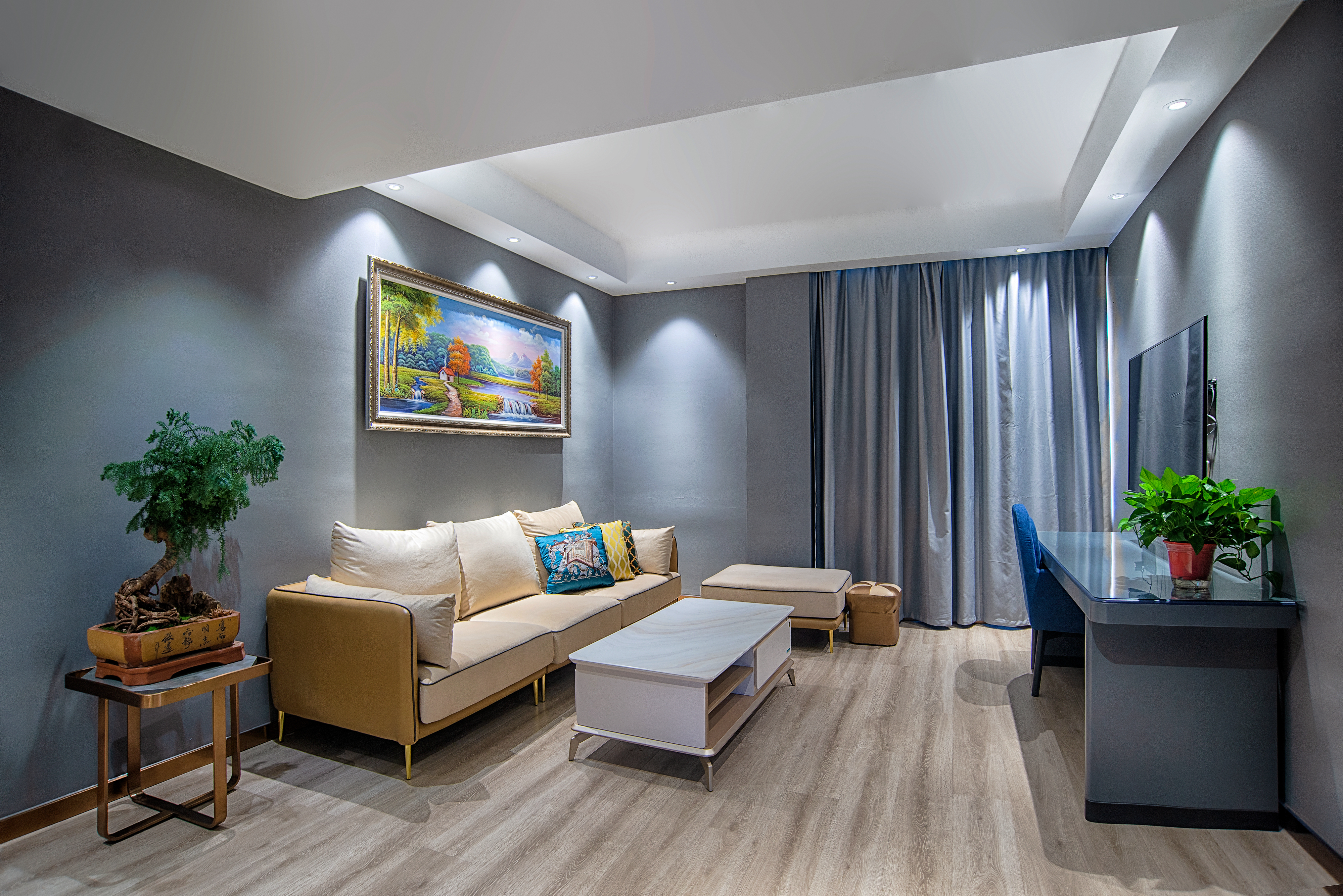 兰欧奢华套房-全屋智能语音控制+金可儿床垫+小冰箱