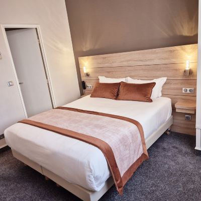 Superior Double Room Champerret-Elysees Paris Promo Code