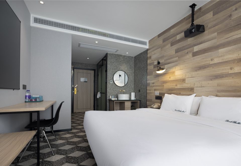 智能巨幕高级房