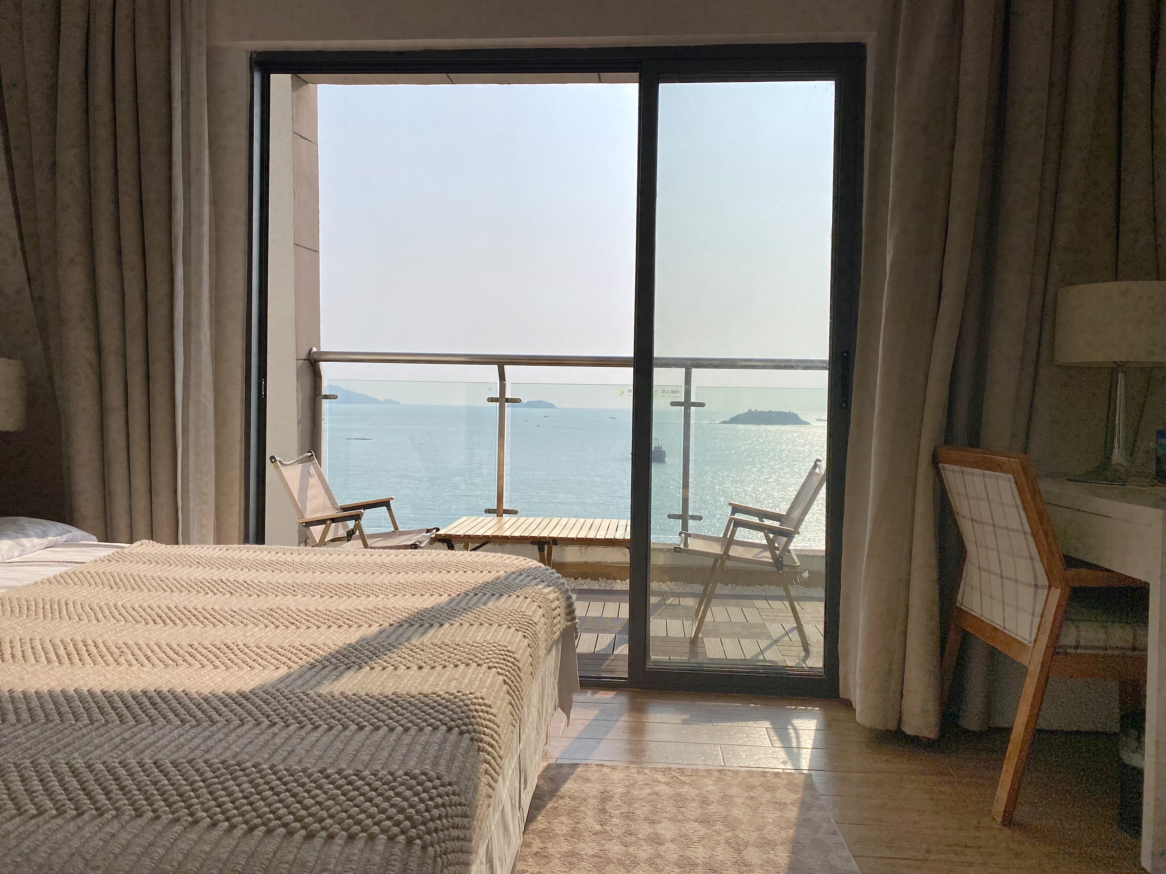 Aegean Hotel180度海景落日大床房（带阳台）