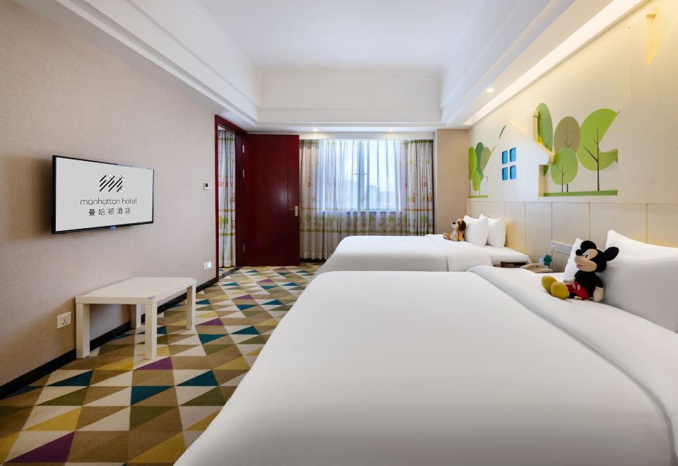 家庭亲子套房（两房一厅+小冰箱）