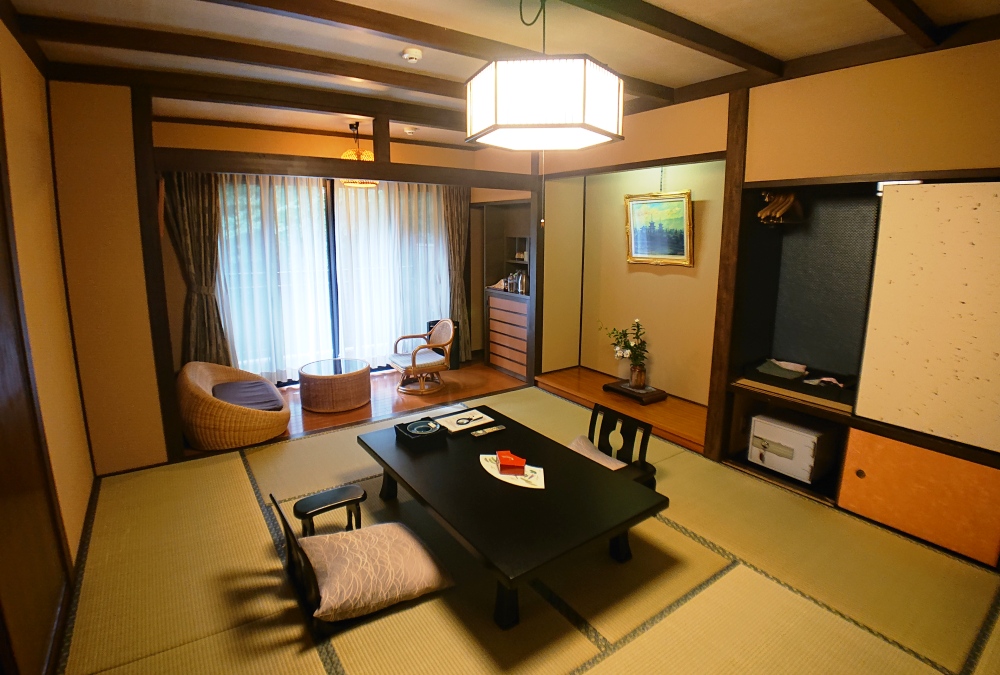 带半露天浴池和式房