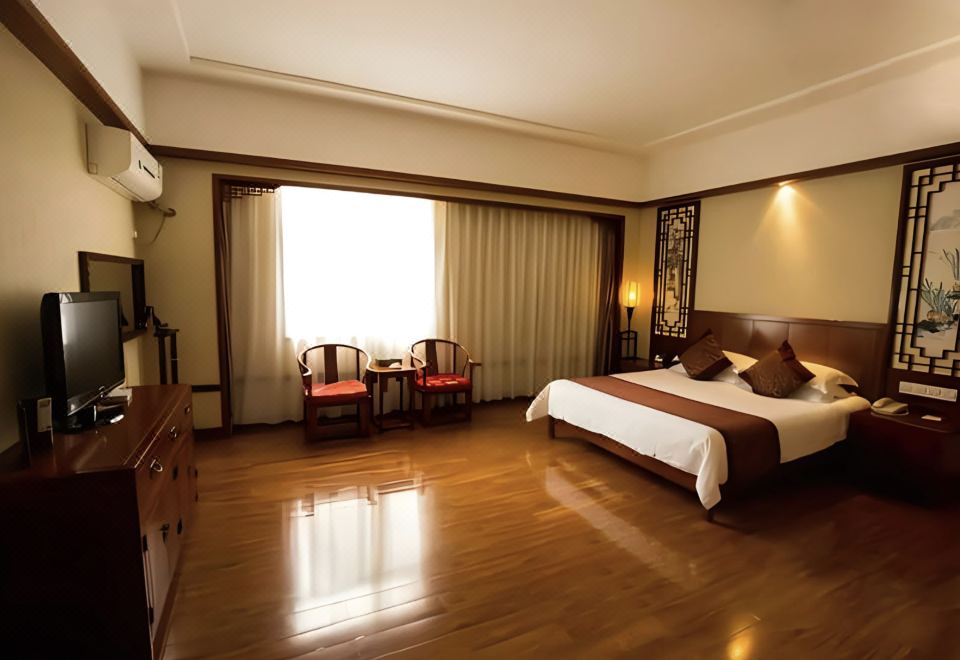 Sanqingshan Jinshawan Holiday Inn (East Jinsha Cableway) Multi-level Suite