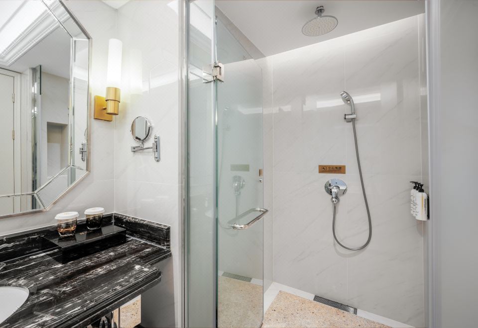 Haiyue Hotel XiapuDeluxe Room (king Bed)