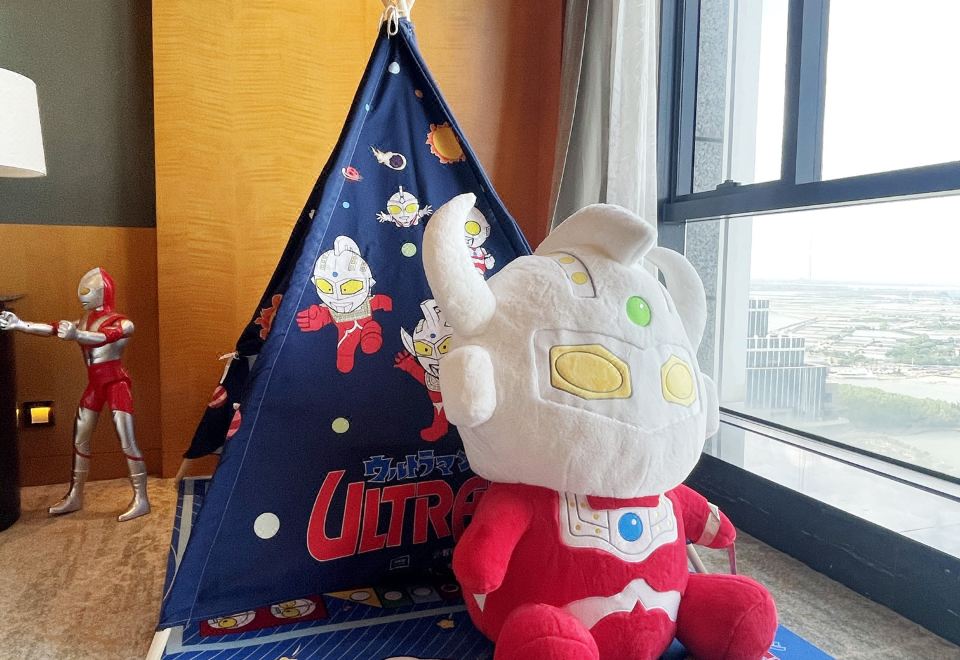 经典奥特曼亲子主题至尊海景大床房