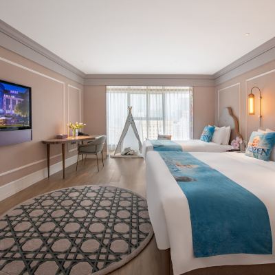 動漫主題小童親子房（城市夜景+小童樂園+智能客控） 成都太古裏春熙美居酒店優惠