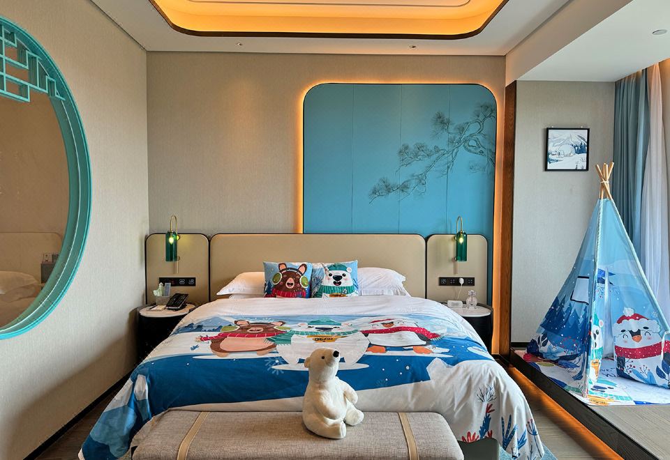 豪华亲子三床房（带上下铺）