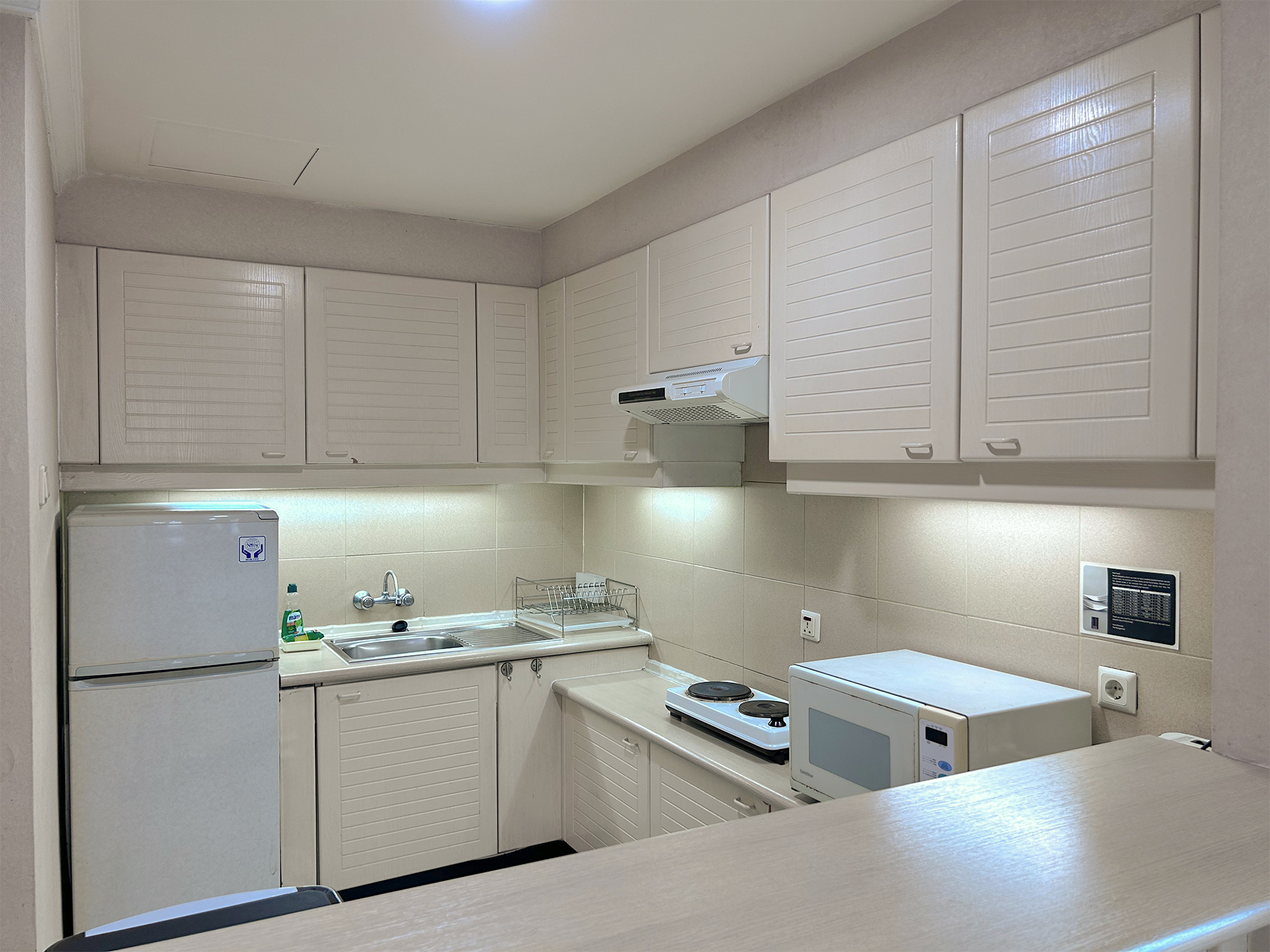 两卧室套房，可欣赏花园美景