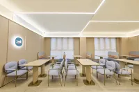 Hanting Hotel (Songjianghe Town, West Changbai Mountain Station)