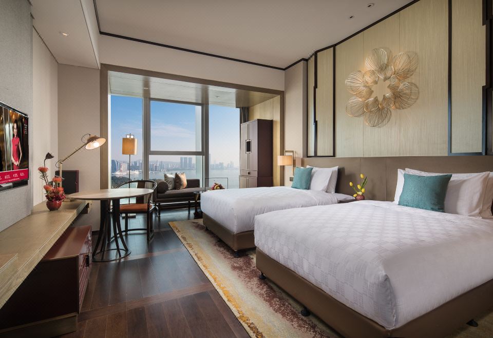 高级海湾景观双人床（一线海景度假圆浴缸）