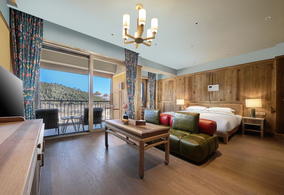 尊享豪華大床房