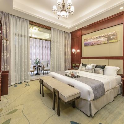 雲享•陽台觀景大床房 | 品牌床墊&乳膠枕&採光視野極佳 麗灣飯店（福州長樂國際機場店）優惠