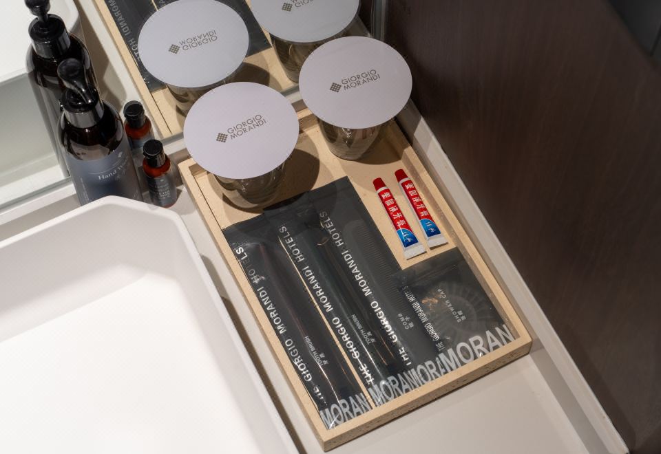 雅緻大床房（智能客控+MINI Bar）