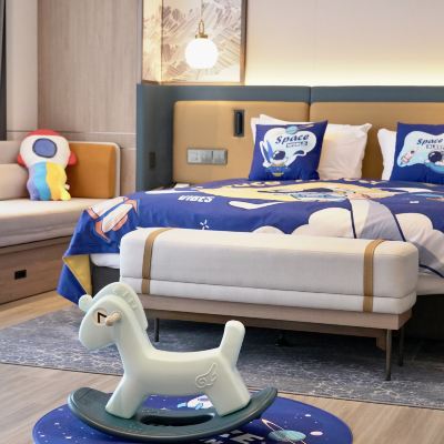 宇宙奧祕親子主題房（萌趣帳篷、滑梯） 順德大良智選假日飯店（清暉園店）優惠