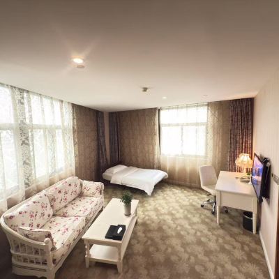 家庭套房-明窗 大億頤豪飯店（廈門高崎機場萬達鷺港店）優惠