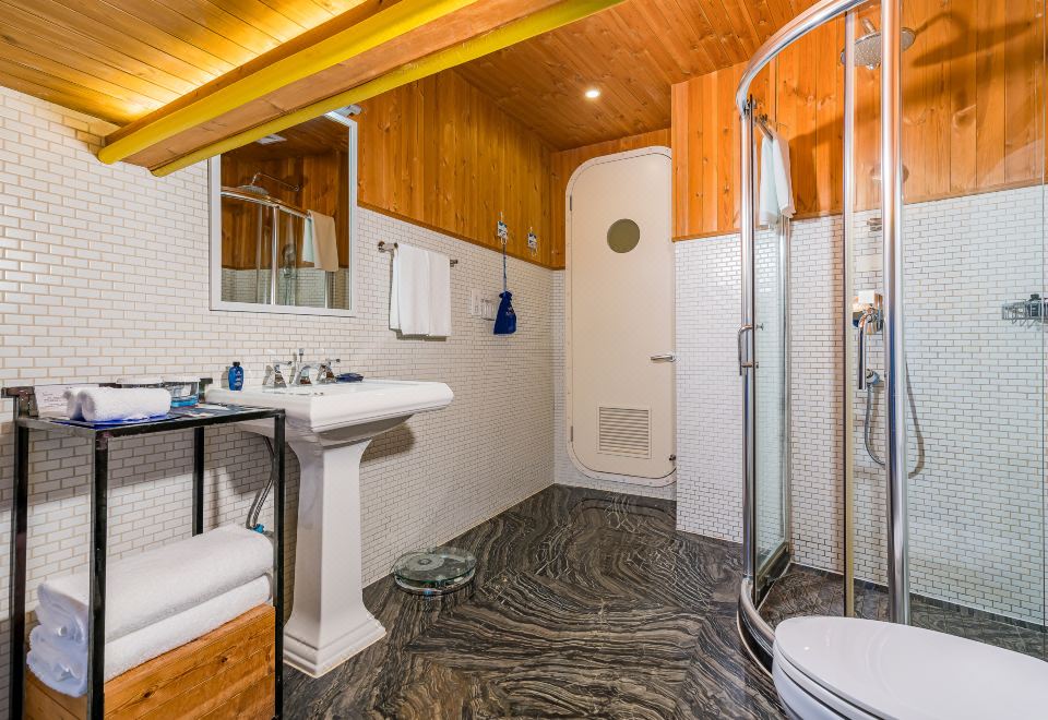 云瑧主題船艙房