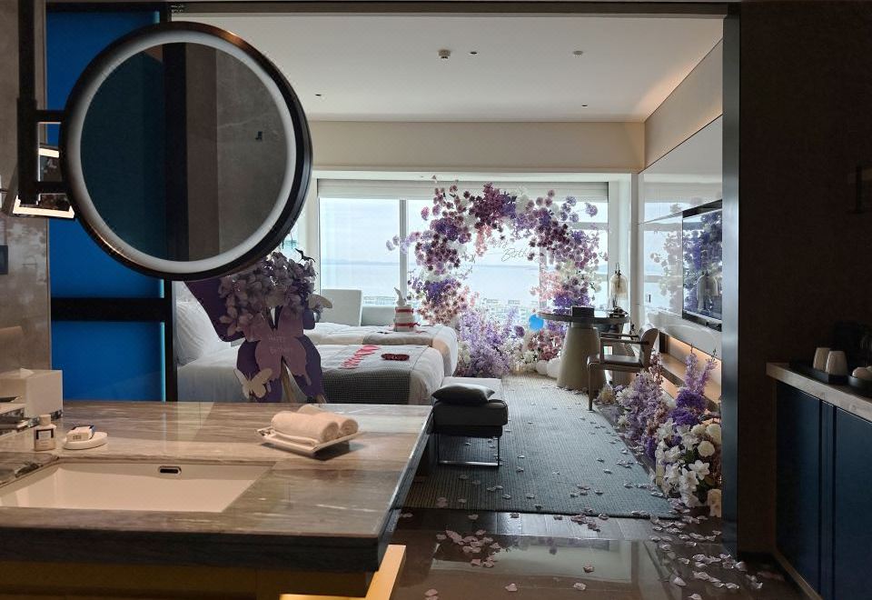 莫奈花海海景主题双床房