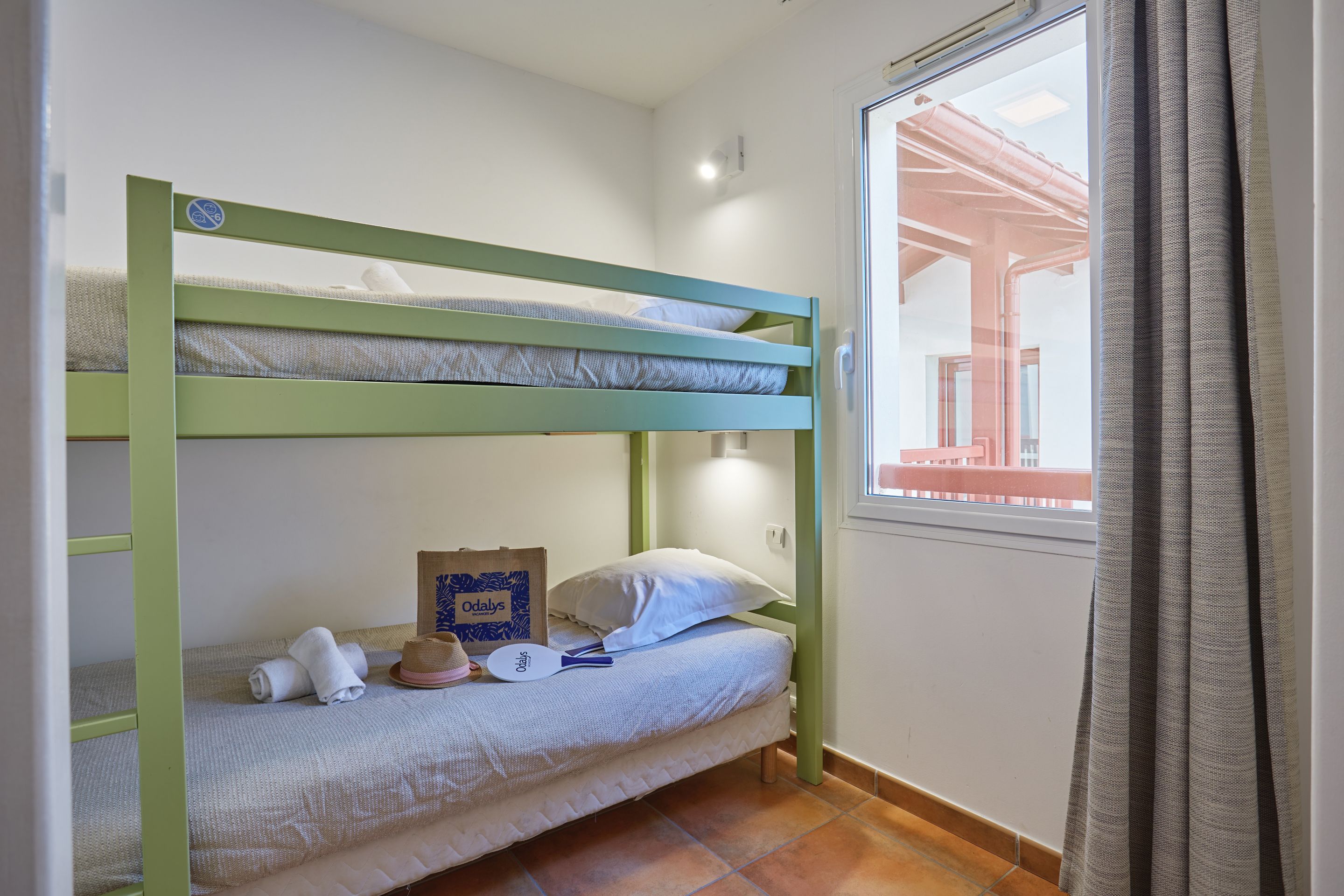 4房（8位客人）