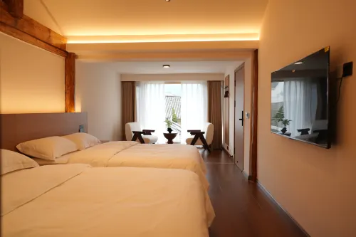 Guihe Homestay (Dali Heqing)