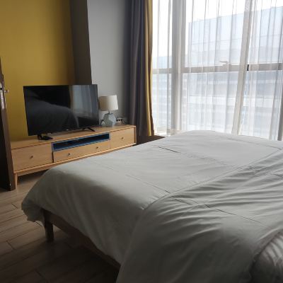 VR元宇宙影音遊戲大床房 柏聖漫公寓（中山石岐大信新都滙店）優惠