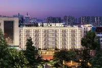 Jiaozuo Century Star Hotel (Jianshe Road Jiaozuo Station)