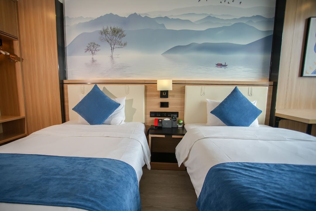 温馨智能双床房