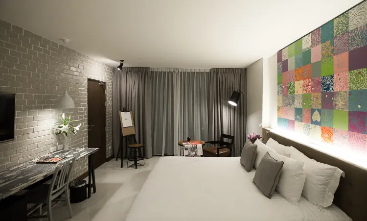 ห้องเอ็กคลูซีฟ Pop Art Gallery