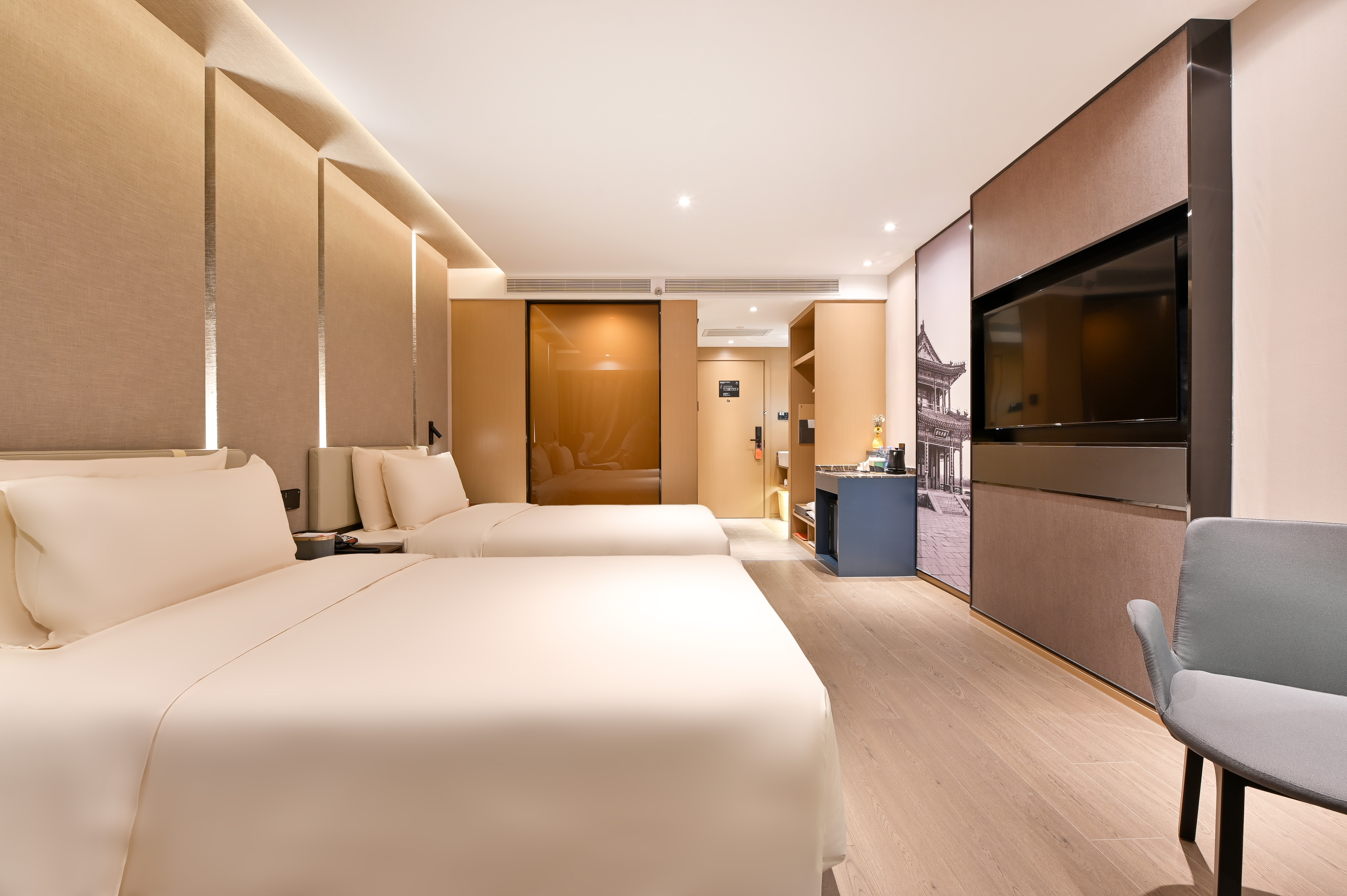 Executive City-View Twin Room With Mini Fridge And Yoga Mat