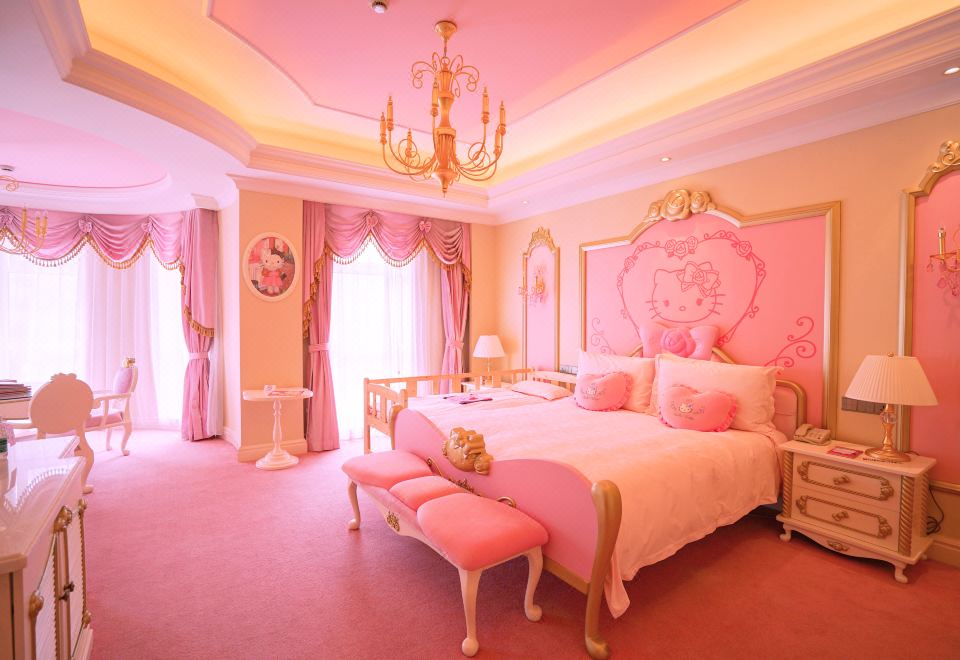Hello Kitty主题高级豪华亲子房