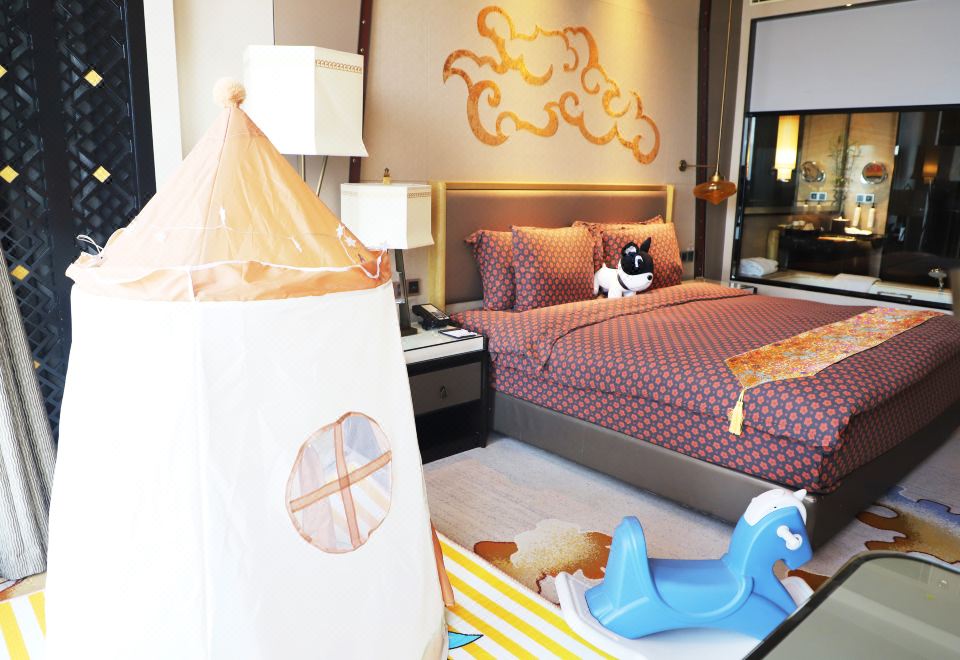 小卓瑪小童主題房（Mi'ni'ba'r+深睡床墊）