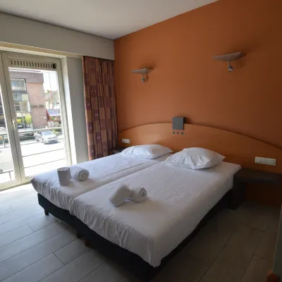 Sleep & Go Brussels Expo Hotel Hotels near Oceade