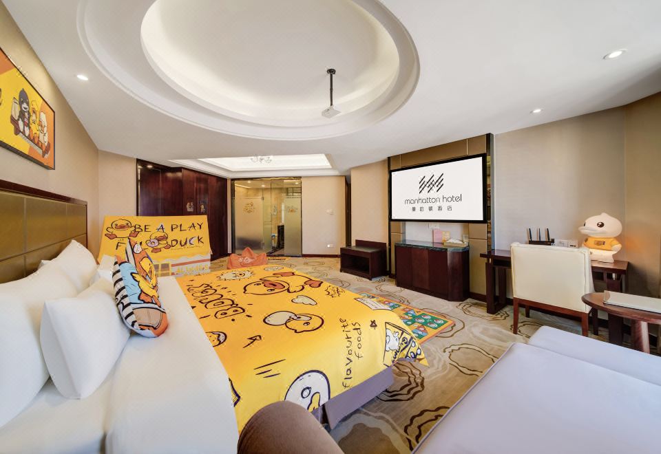 小黄鸭亲子大床房（浴缸+小冰箱）