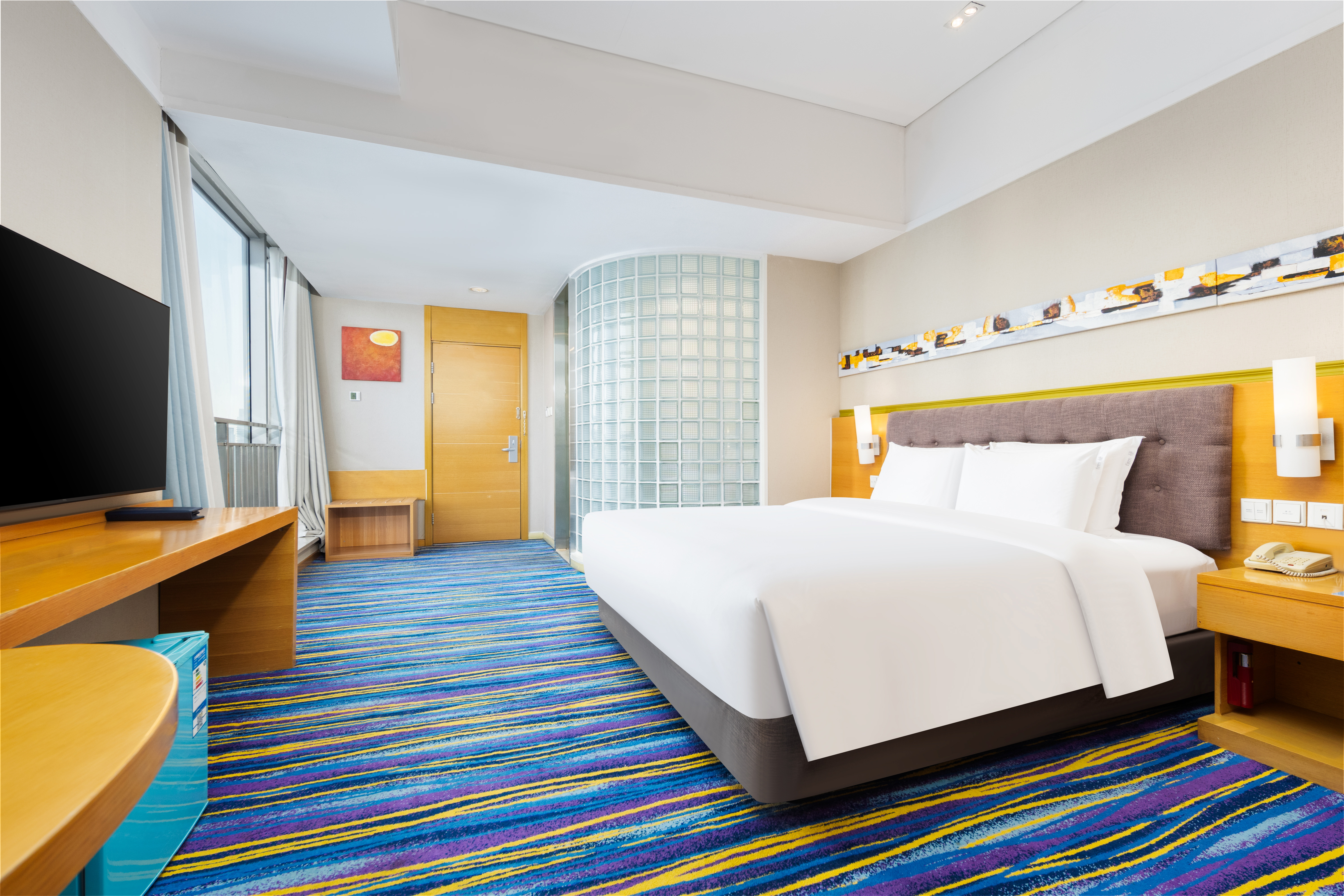 高级房 大床 更大面积