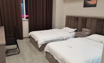 Hefeng Business Hotel - Housity