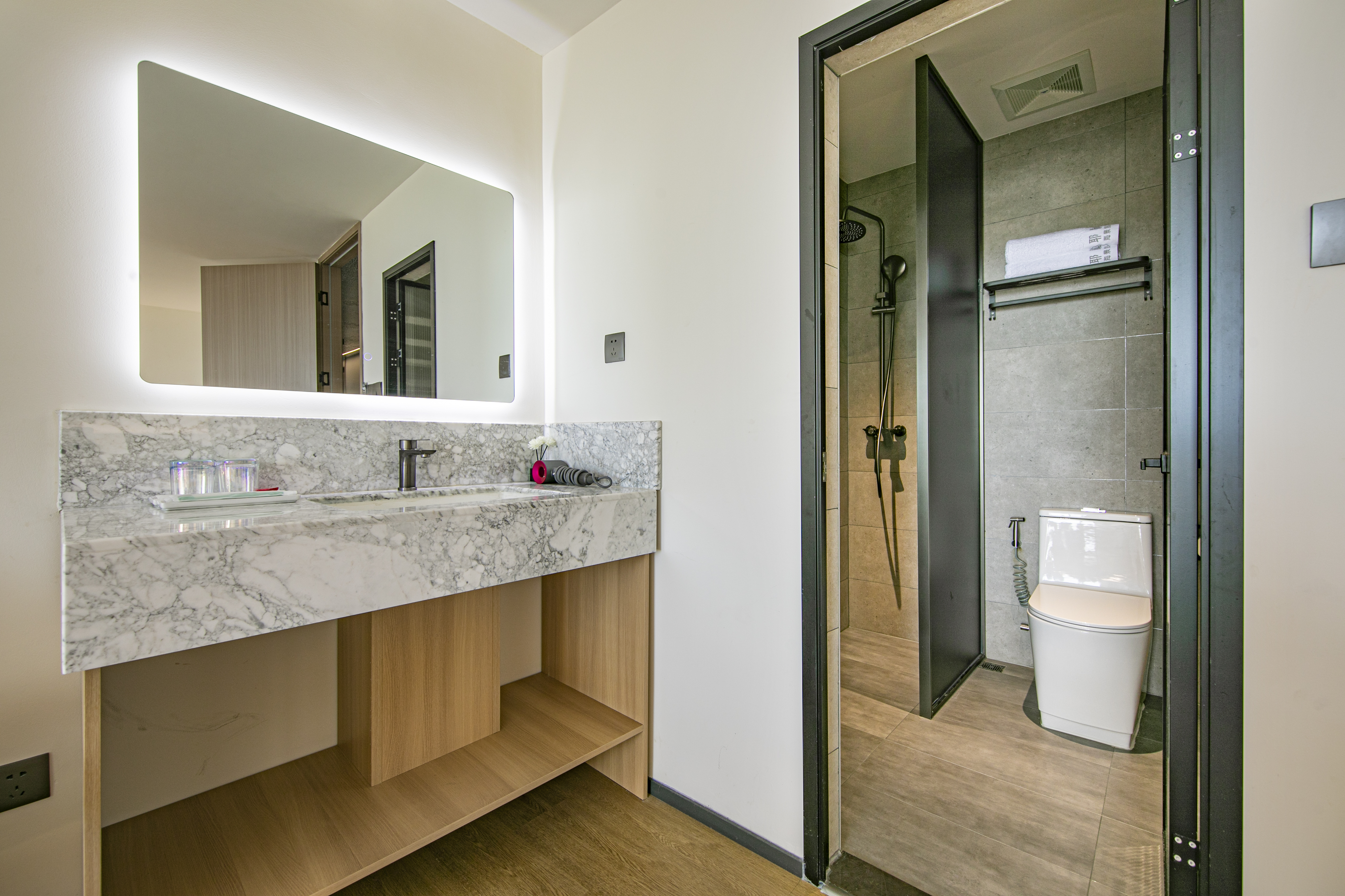 望海·日出投影榻榻米双床房（小爱+极米影音）