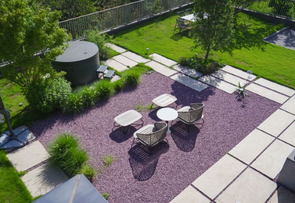 Naked ValleyHot Spring Detached Mountain Courtyard 3-Bedroom Villa B