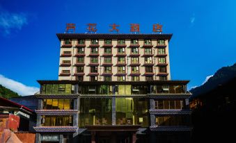 Lu Hua Grand Hotel