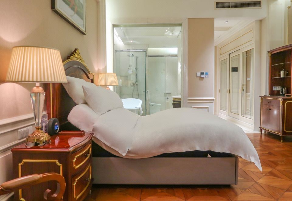 豪華水慕斯智眠房（可升降按摩床+水慕斯體膜浴機）