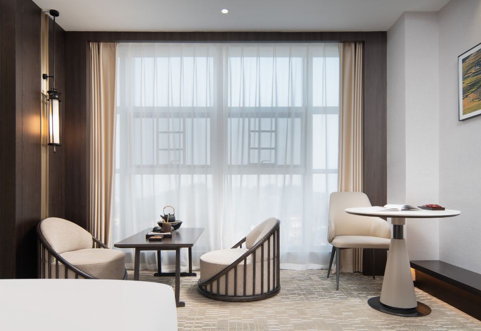 巨幕影音大床房