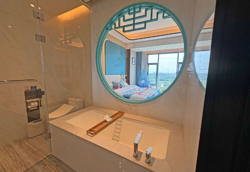 豪华亲子三床房（带上下铺）