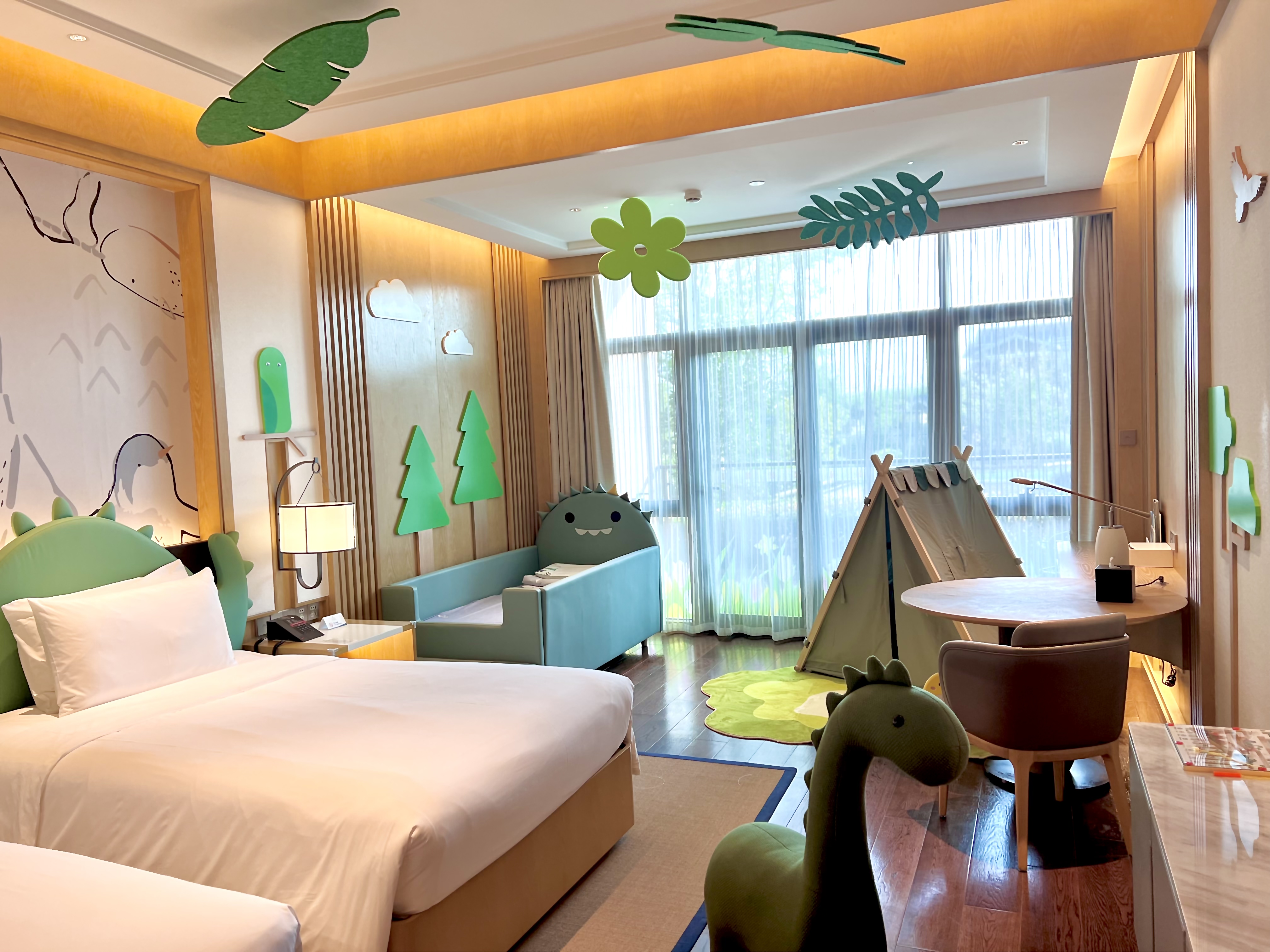 梦游XIAN境主题房