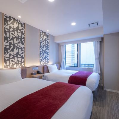 エコノミーツイン【禁煙】シャワーブースタイプ【眺望無し】 ホテルアベストグランデ京都清水 クーポン