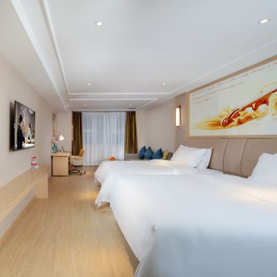 豪華家庭房 維也納酒店（雅江店）優惠