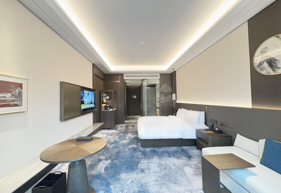 voco XionganDeluxe Queen Room