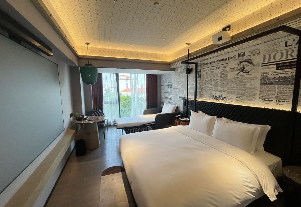ARTHUR HOTEL CANTON TOWER GUANGZHOUFamily Standard Room