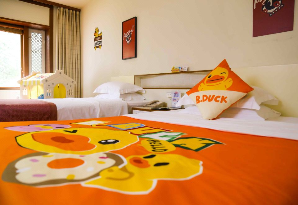 小黃鴨親子主題房