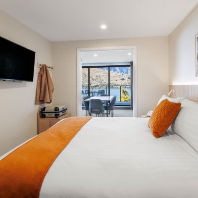 四臥室頂層房（SPA） 皇后鎮湖岸盛橡度假飯店優惠