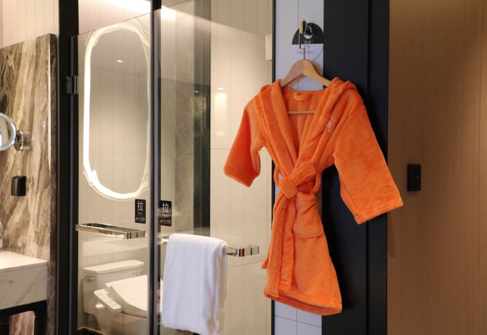 Sheraton Taizhou HotelLuka's Field Journal Family Twin Room