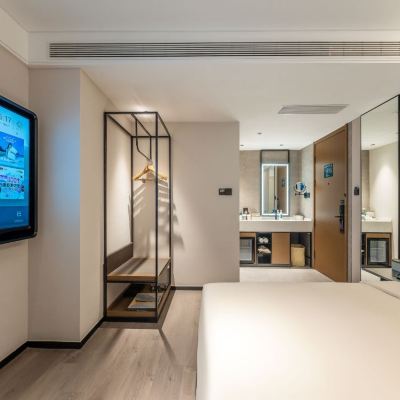 雅緻大床房 上海新天地地鐵站亞朵飯店優惠